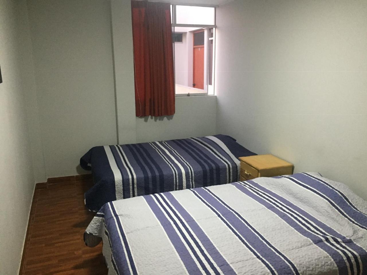 Hospedaje Las Mercedes Ica Kültér fotó